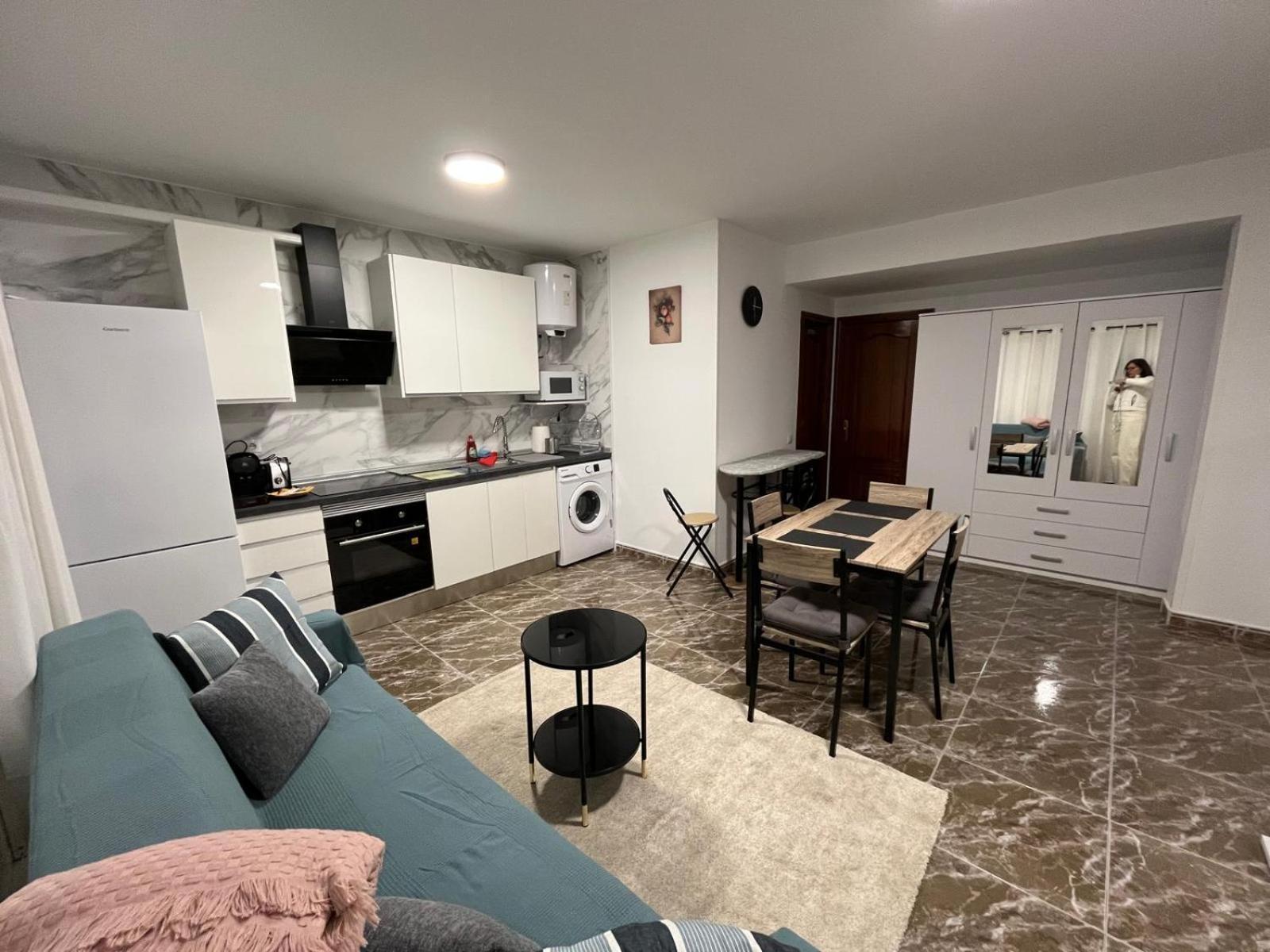 Apartamento Mercurio- Barajas 1B Madrid Eksteriør billede